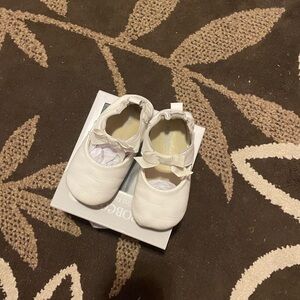 Robeez Adeline Ankle Strap 18-24 months